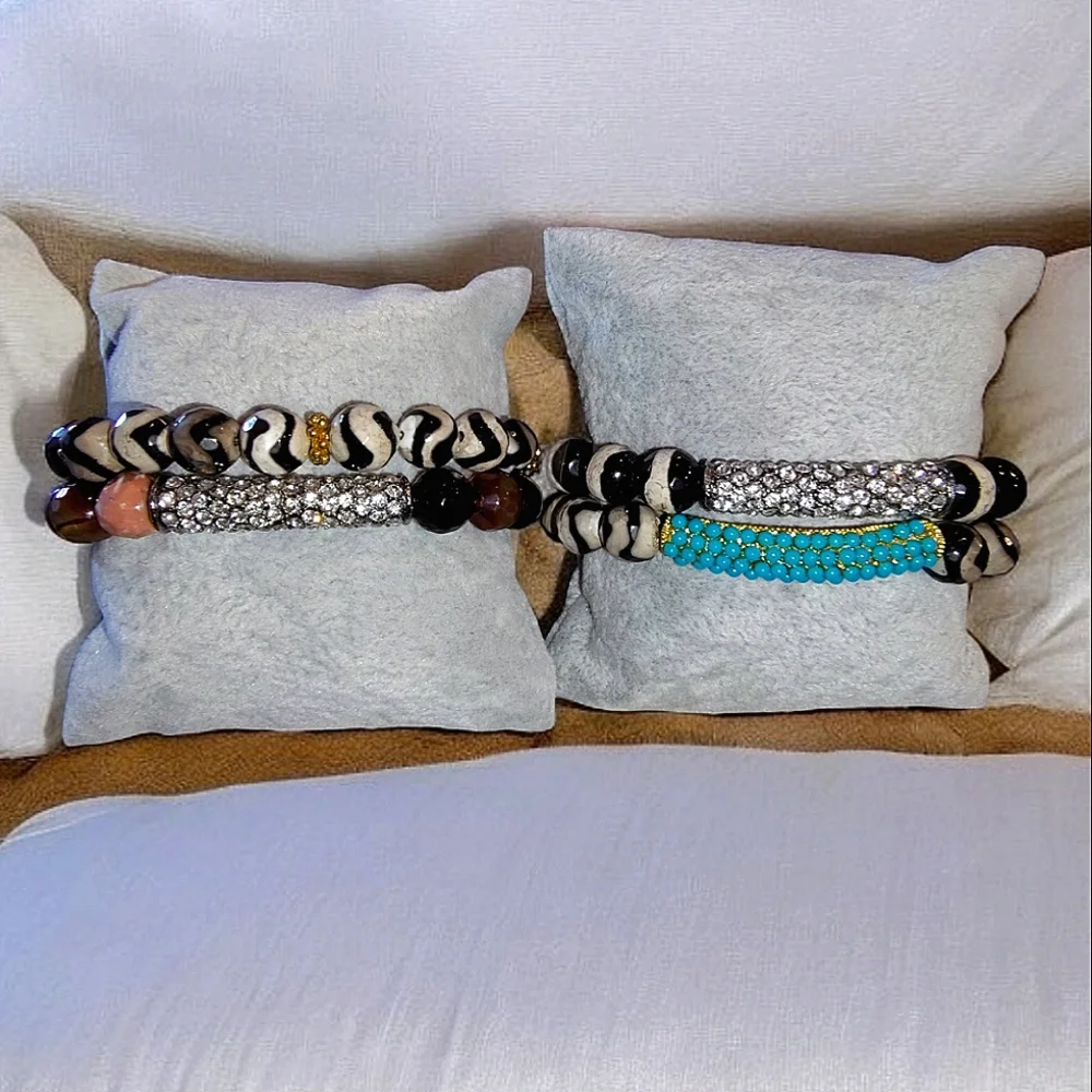Tibetan Black & White Zebra Agate Stones - Set Of 4 Bracelets - Picture 4 of 12